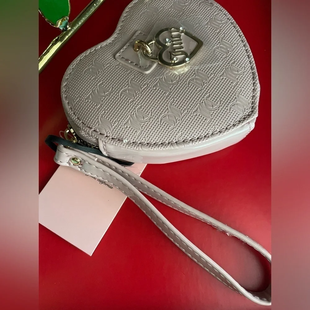 Juicy Couture Wallet,Juicy Couture Pink Heart-Shaped Wristlet